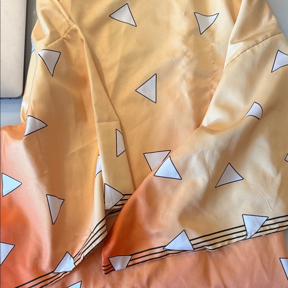 Kids Geometric Patterned Jacket - Picture 4 of 9